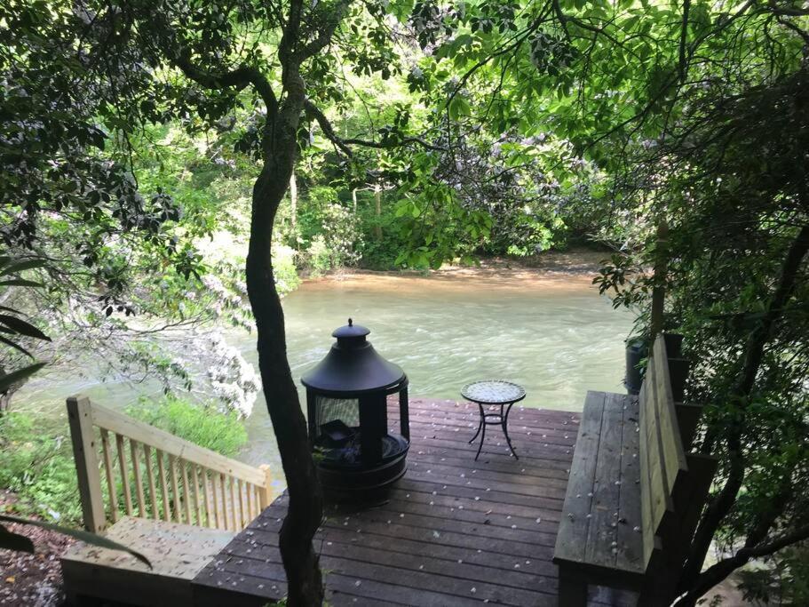 Cabin Fever On Cartecay River Ellijay Extérieur photo
