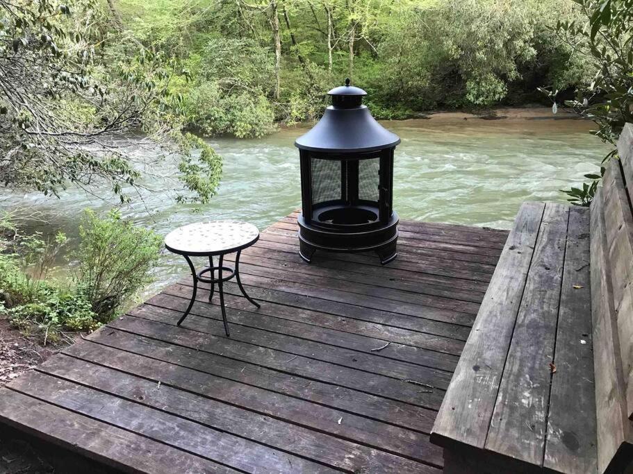 Cabin Fever On Cartecay River Ellijay Extérieur photo